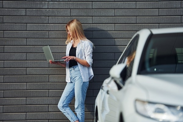 Avoid Buying A Car Online