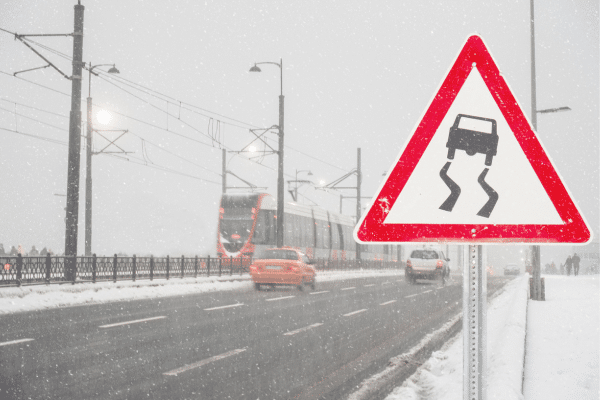 Easy-To-Forget Tips When Driving In Snow