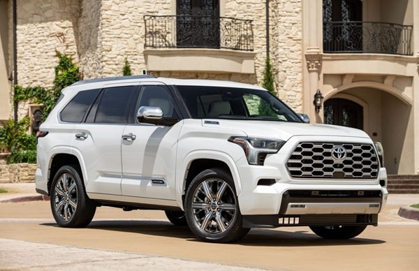 7 SUVs That Will Last Over 300,000 Miles