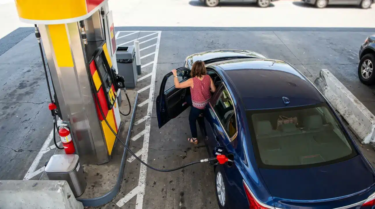 Getting Back Into Your Vehicle During Fueling